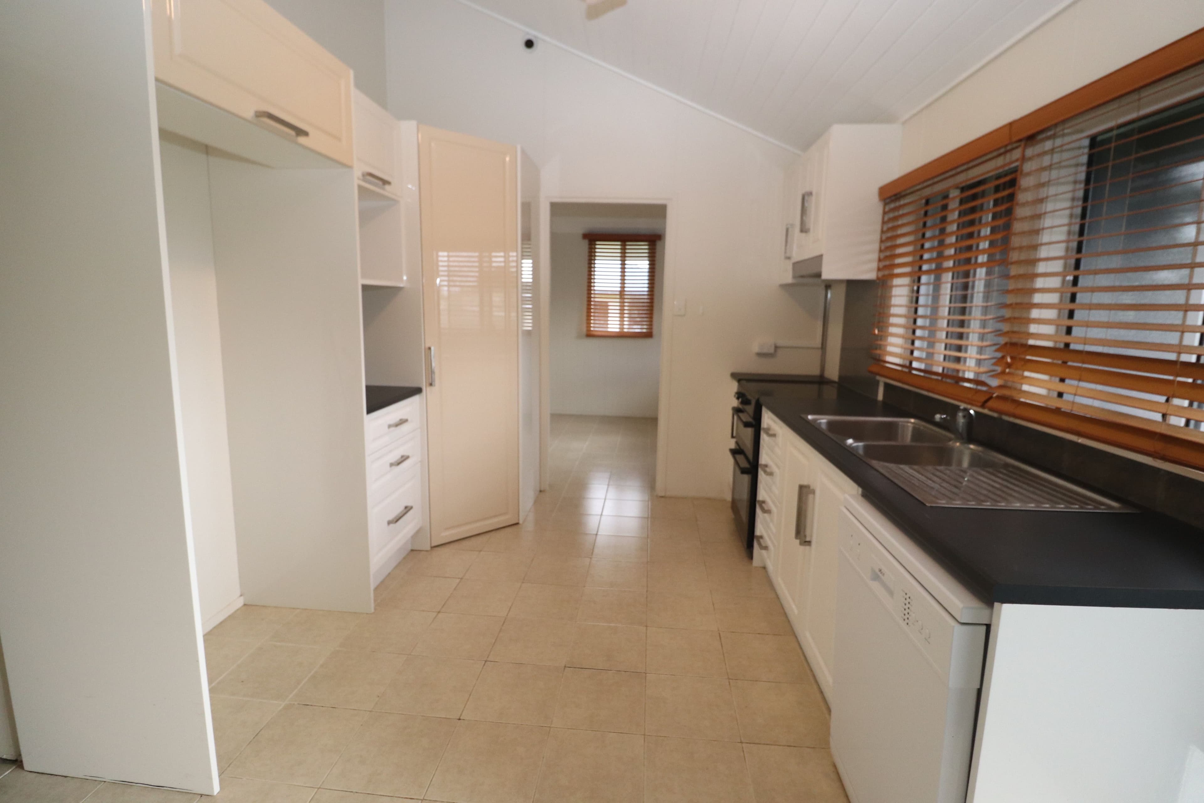 44 Dutton Street, Ingham QLD 4850, Ingham - Thumbnail 2