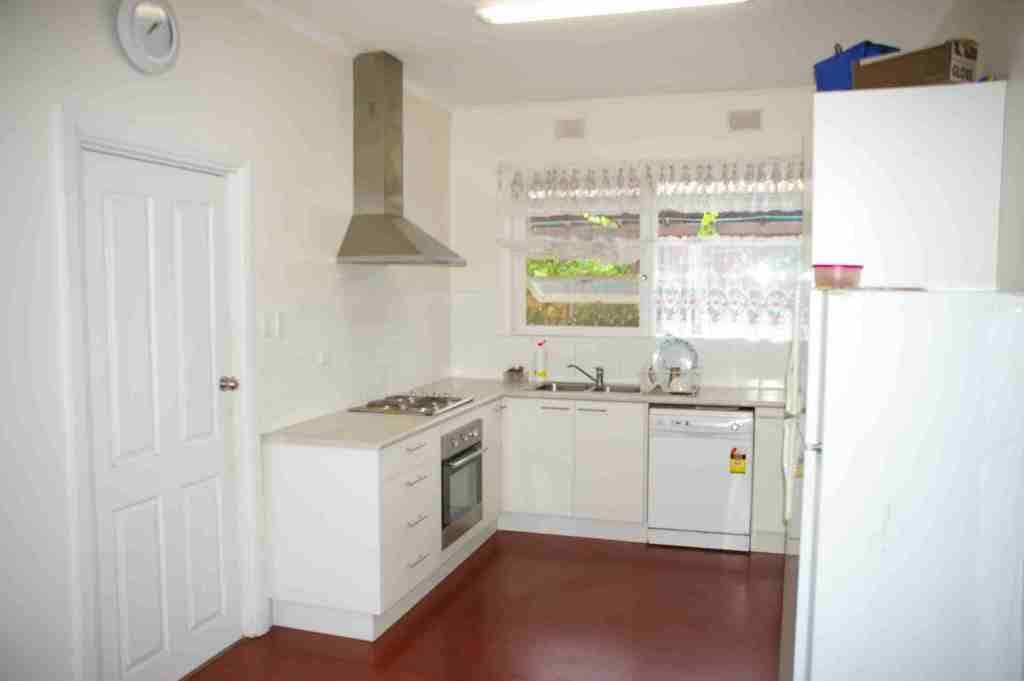 70 Twentieth Street, RENMARK SA 5341, Renmark - Thumbnail 2