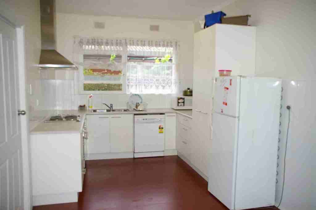 70 Twentieth Street, RENMARK SA 5341, Renmark - Thumbnail 3