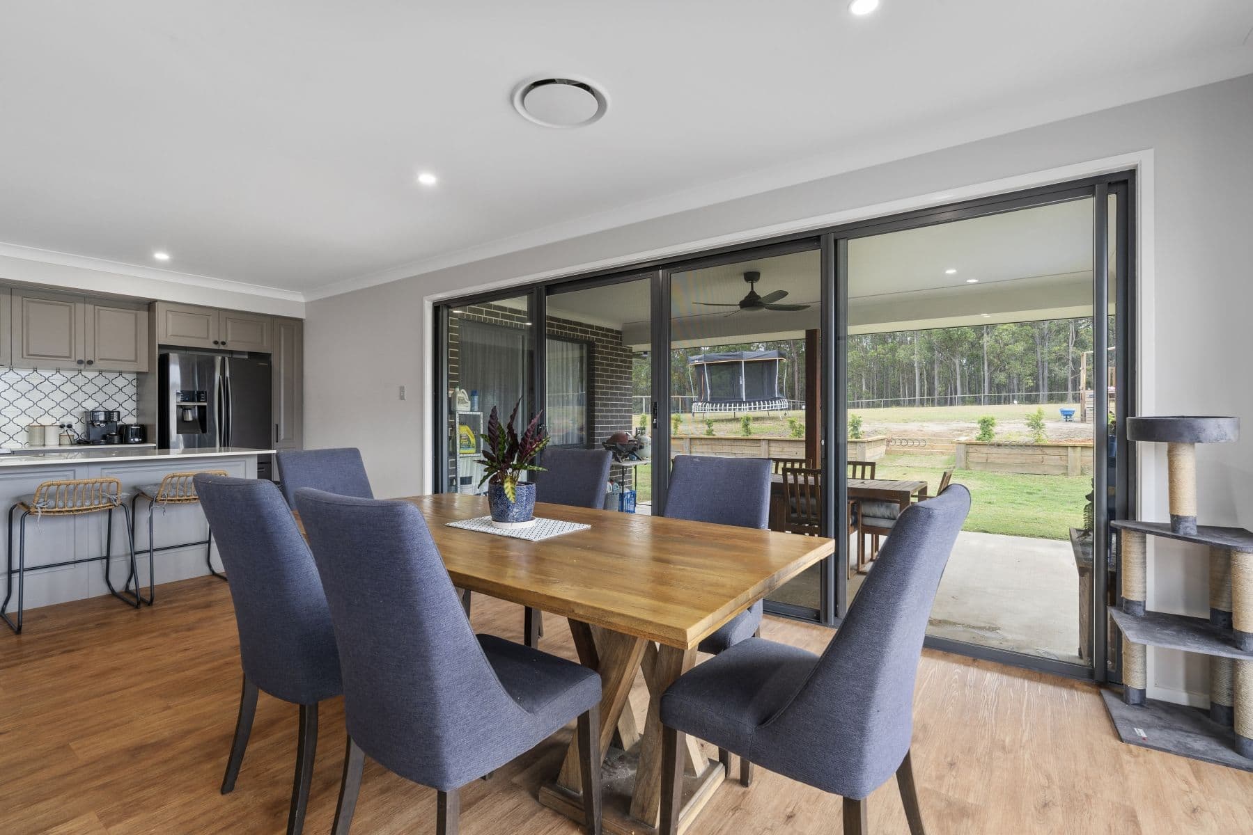 38 Twin Oaks Court, Woodford QLD 4514, Woodford - Thumbnail 5