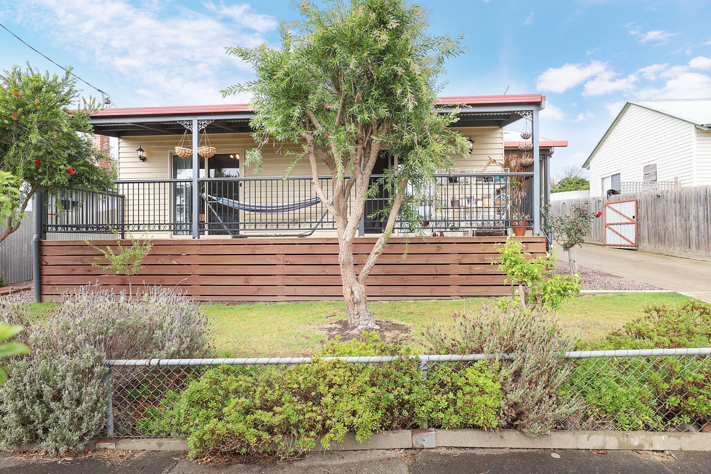 23 Russell Street, Camperdown VIC 3260, Camperdown - Thumbnail 2