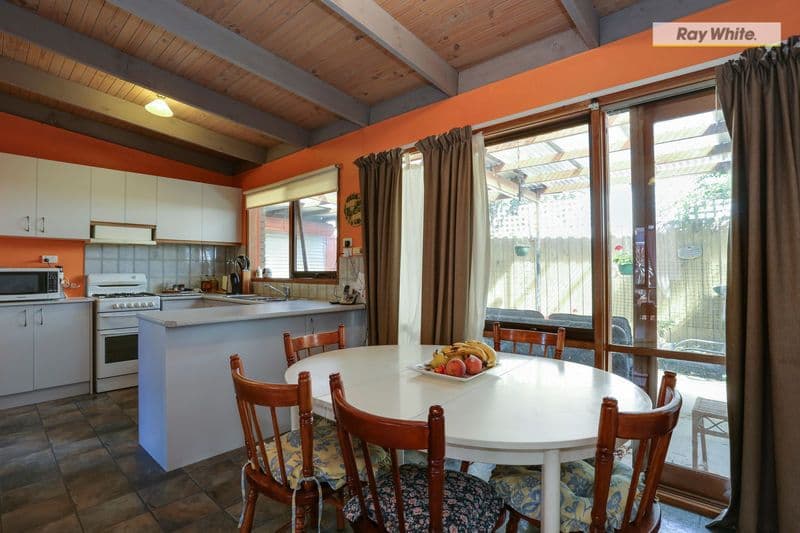98 Ocean Street, ROSEBUD VIC 3939, Rosebud - Thumbnail 2