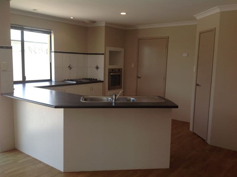 39 Columbus Boulevard, WANDINA WA 6530, Wandina - Thumbnail 3