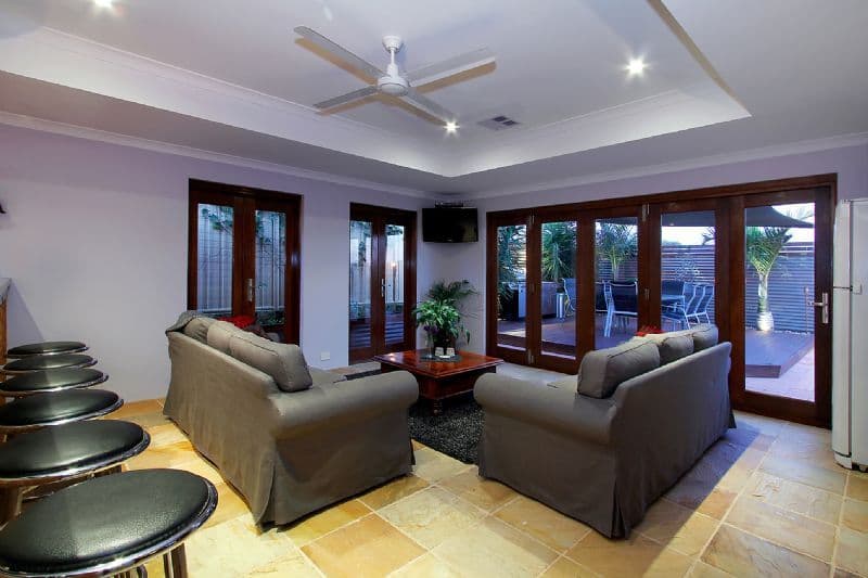 11 Lakefront Avenue, BEELIAR WA 6164, Beeliar - Thumbnail 2