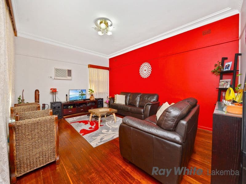 29 Wattle Avenue, Macquarie Fields - Thumbnail 2