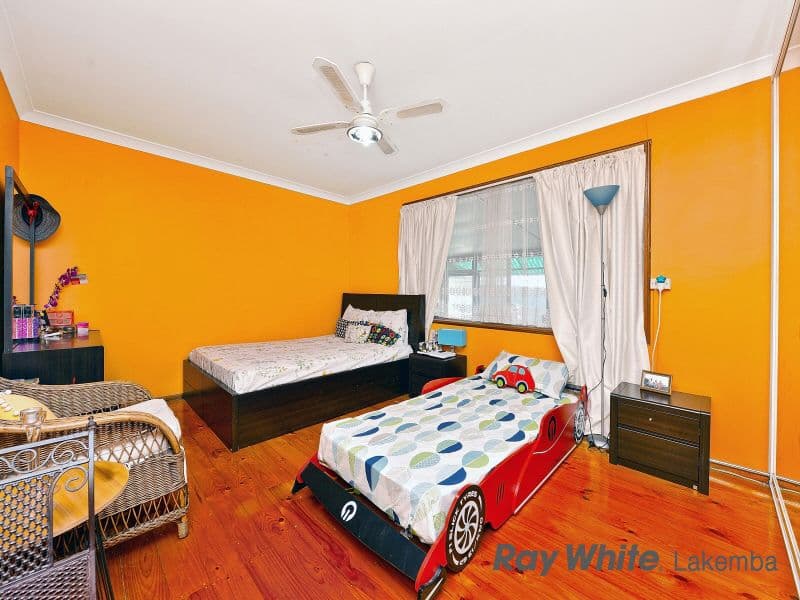 29 Wattle Avenue, Macquarie Fields - Thumbnail 5