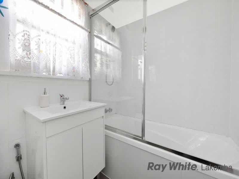 29 Wattle Avenue, Macquarie Fields - Thumbnail 8