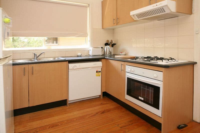 12 Koroit Street, NUNAWADING VIC 3131, Nunawading - Thumbnail 2