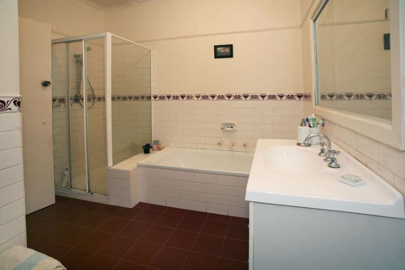 12 Koroit Street, NUNAWADING VIC 3131, Nunawading - Thumbnail 5