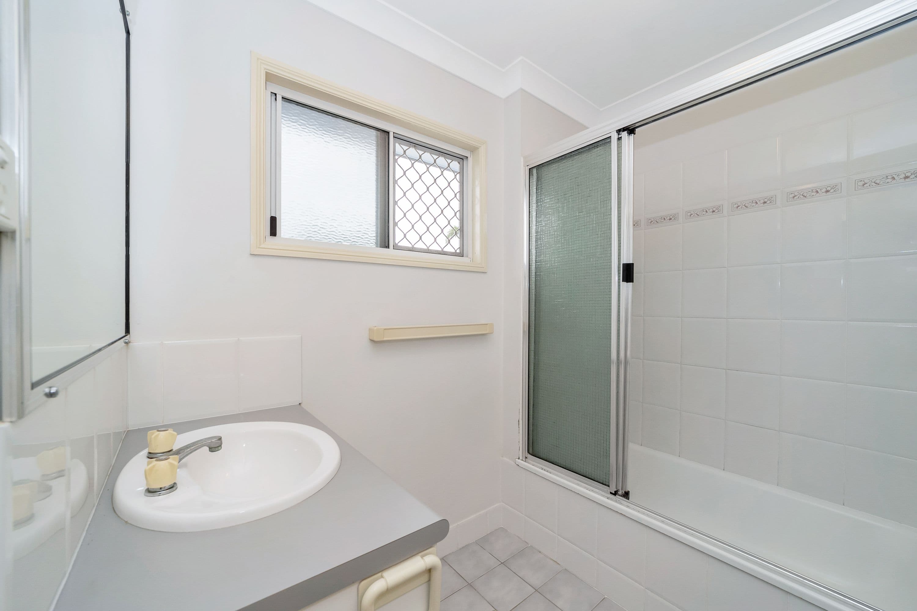 66 Lindsay Street, Rosslea QLD 4812, Rosslea - Thumbnail 7