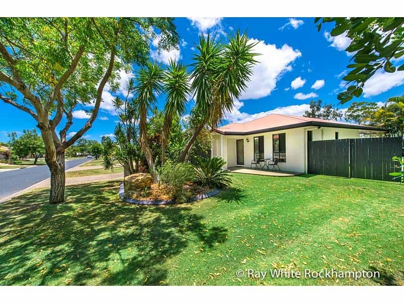 15 Brookside Avenue, Norman Gardens QLD 4701, Norman Gardens - Thumbnail 2