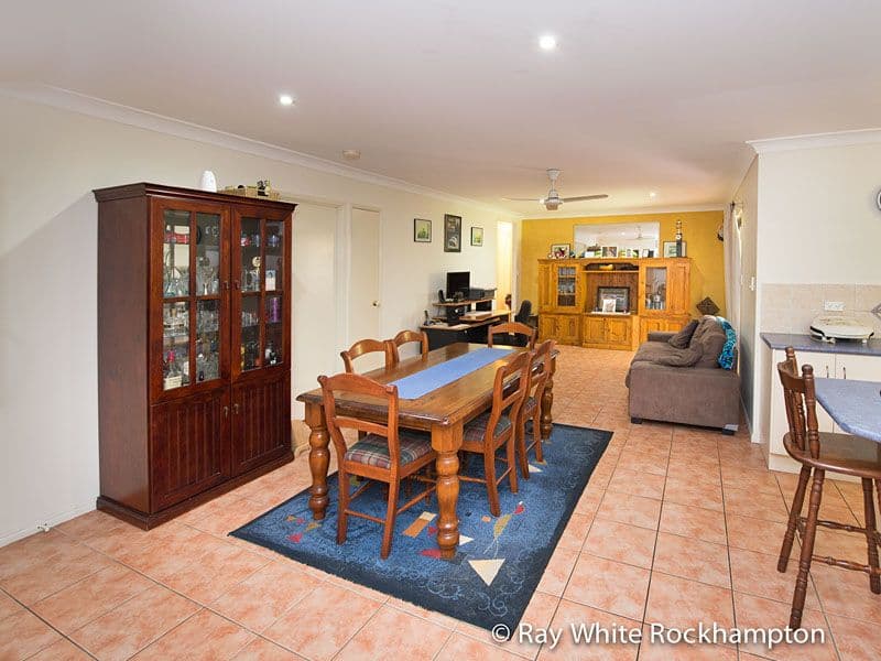 15 Brookside Avenue, Norman Gardens QLD 4701, Norman Gardens - Thumbnail 5