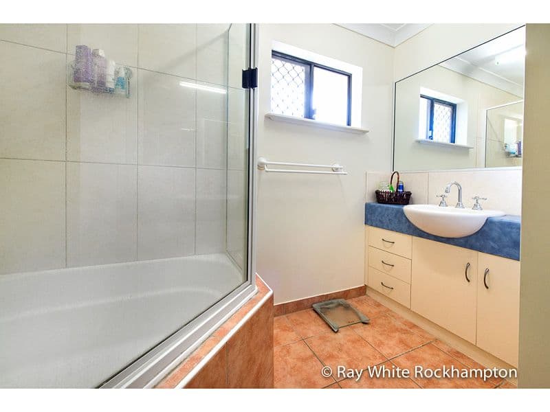 15 Brookside Avenue, Norman Gardens QLD 4701, Norman Gardens - Thumbnail 8
