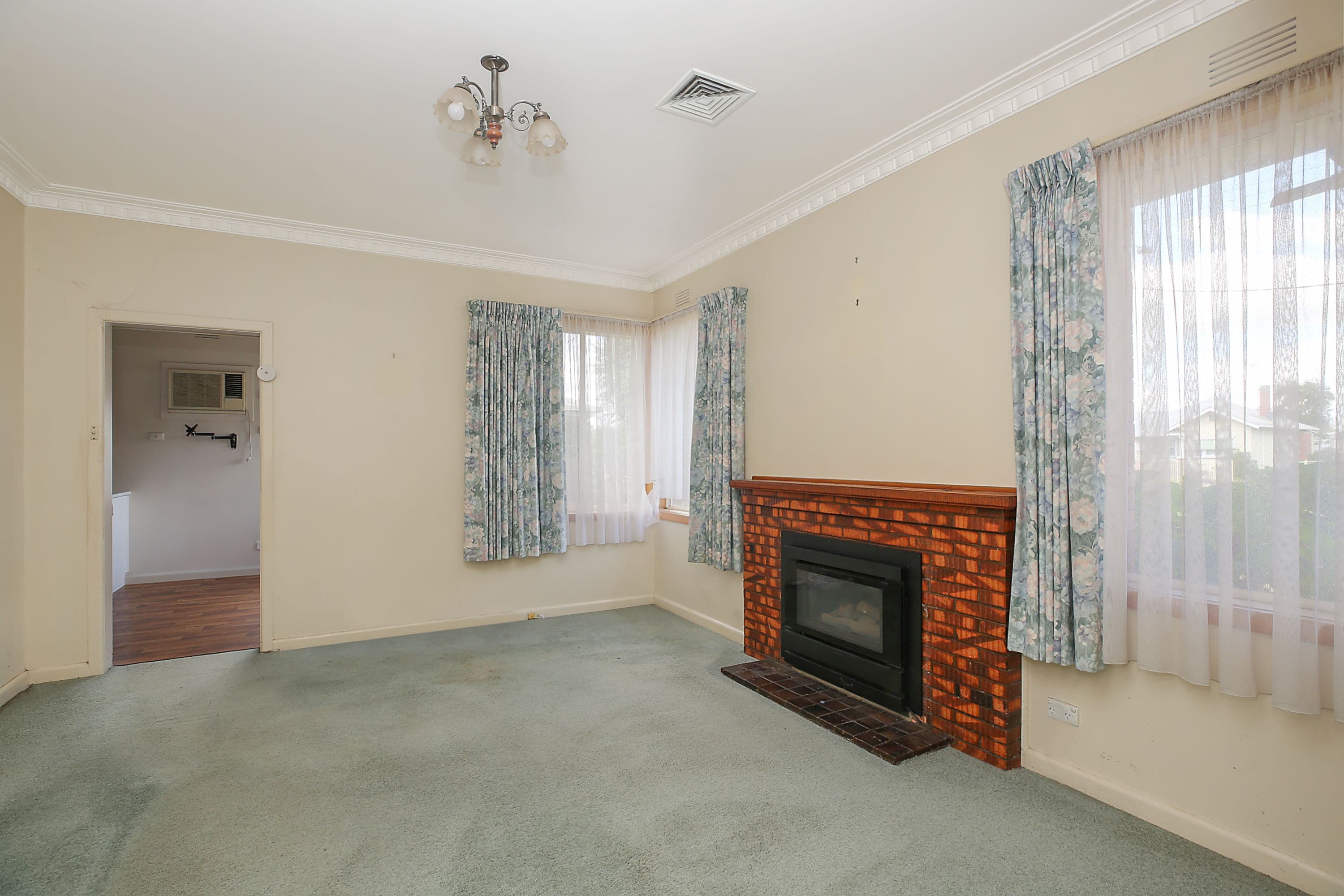 116 Curdie Street, Cobden VIC 3266, Cobden - Thumbnail 6