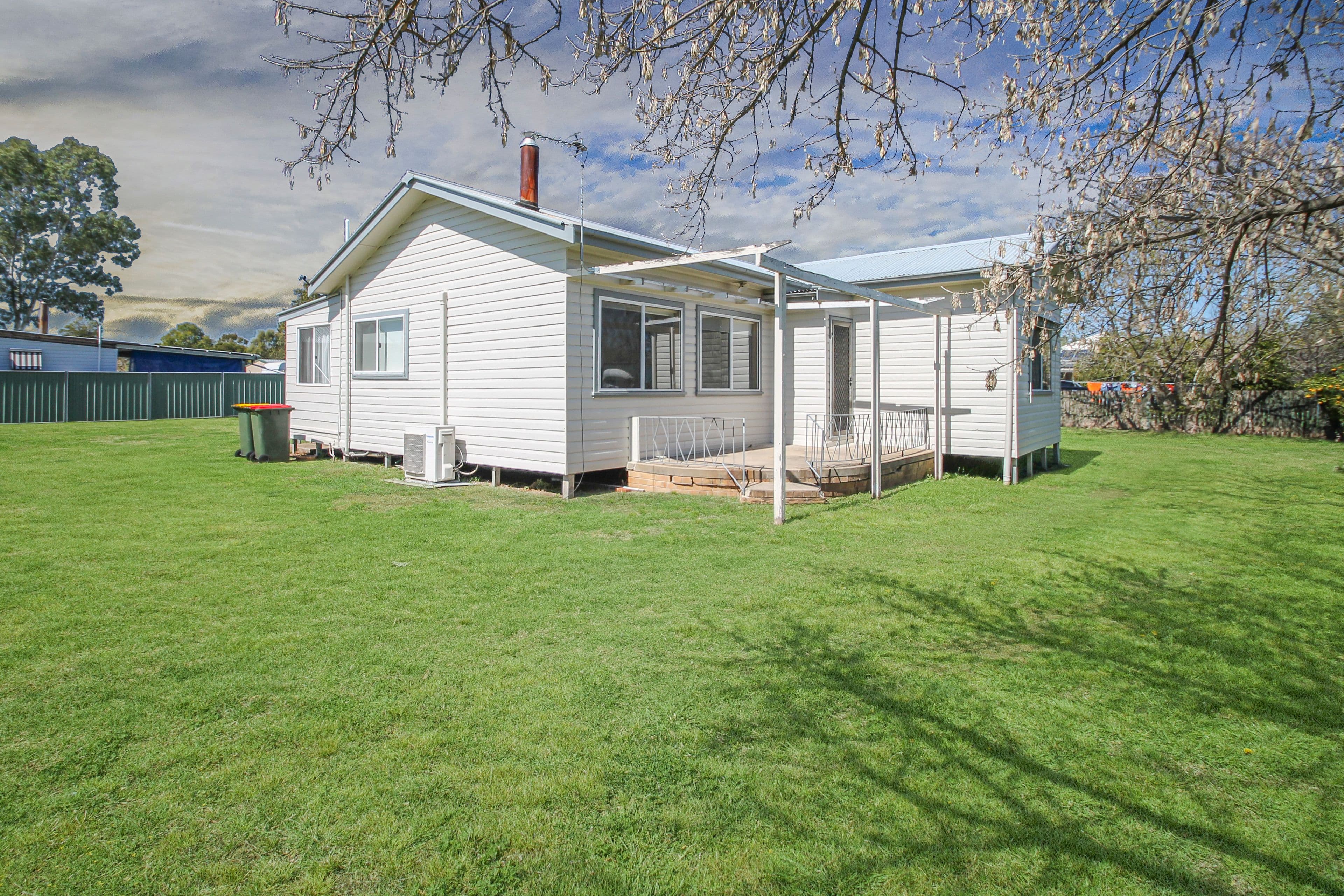26 Ogle Avenue, Quirindi NSW 2343, Quirindi - Thumbnail 2