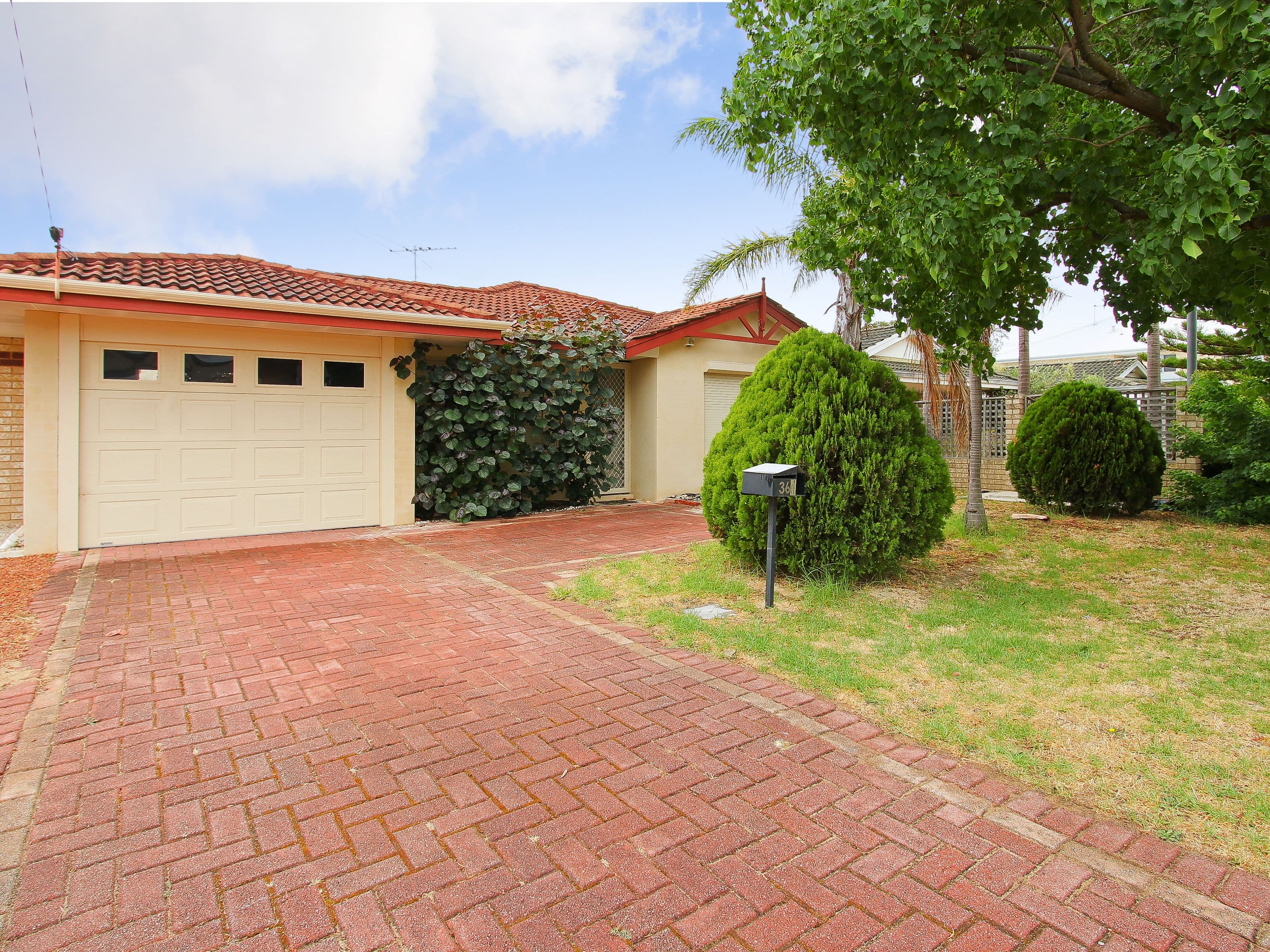 36 Crawford Street, Cannington WA 6107, Cannington - Thumbnail 2