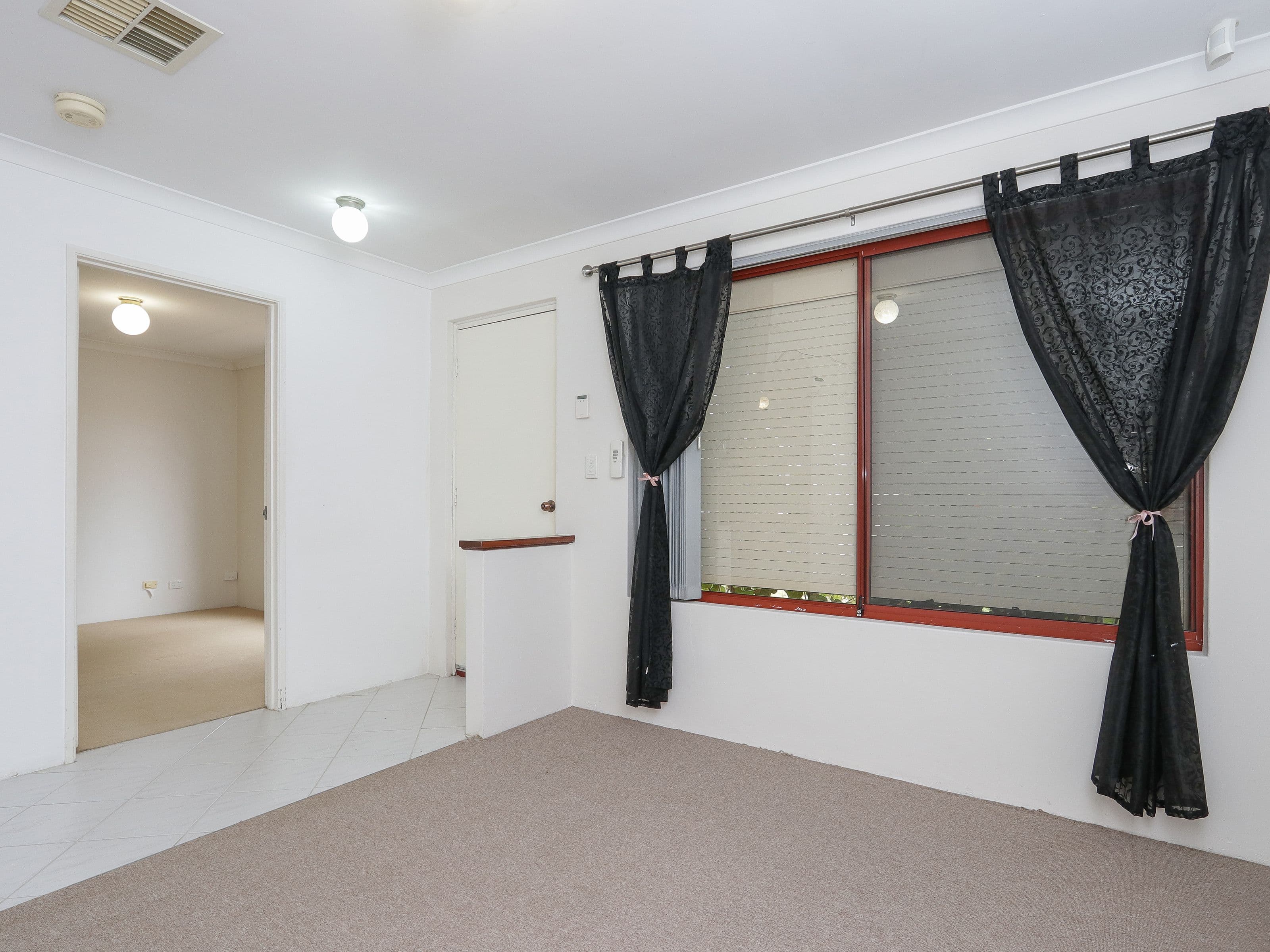 36 Crawford Street, Cannington WA 6107, Cannington - Thumbnail 4