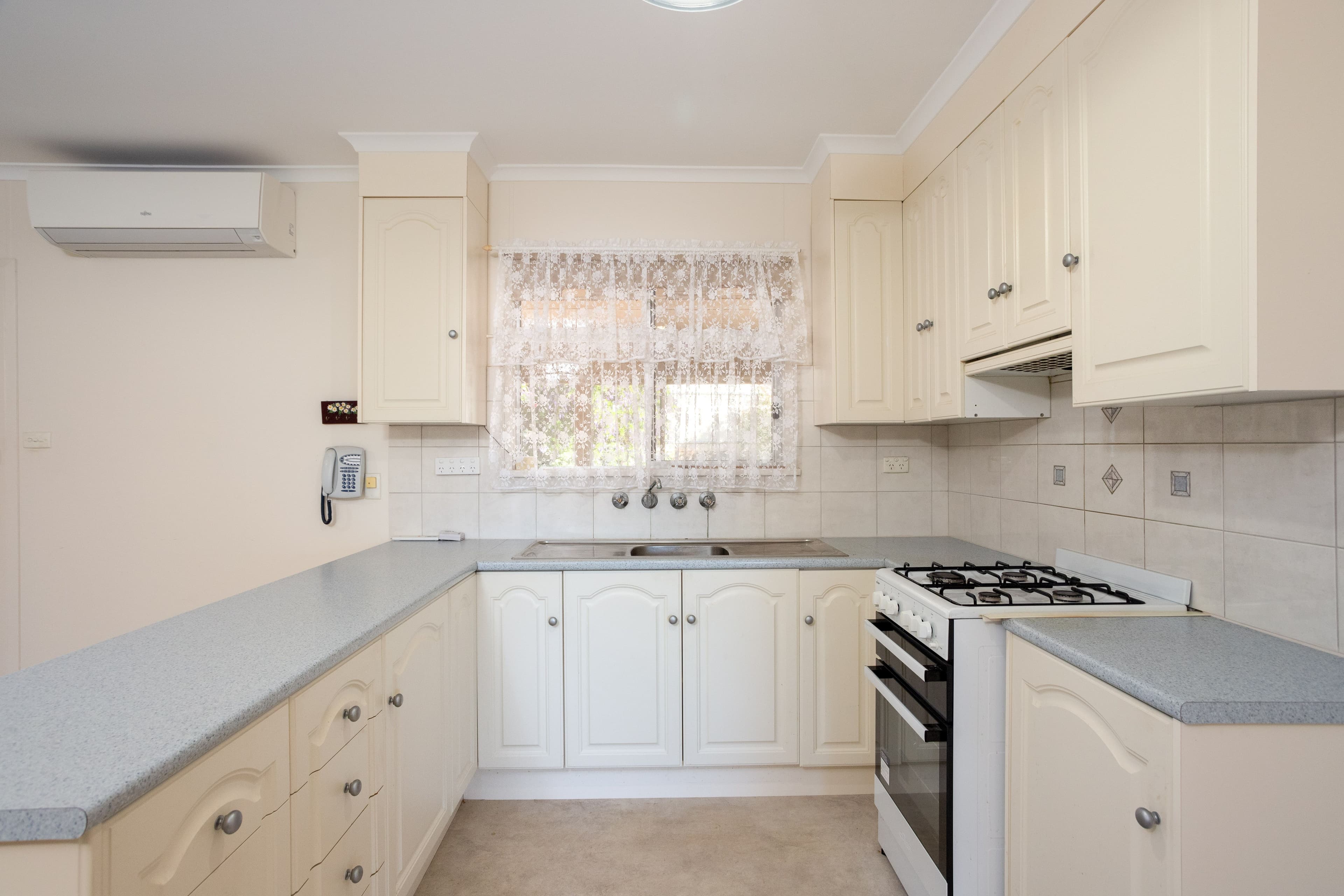 13 Loader Street, Berri SA 5343, Berri - Thumbnail 4
