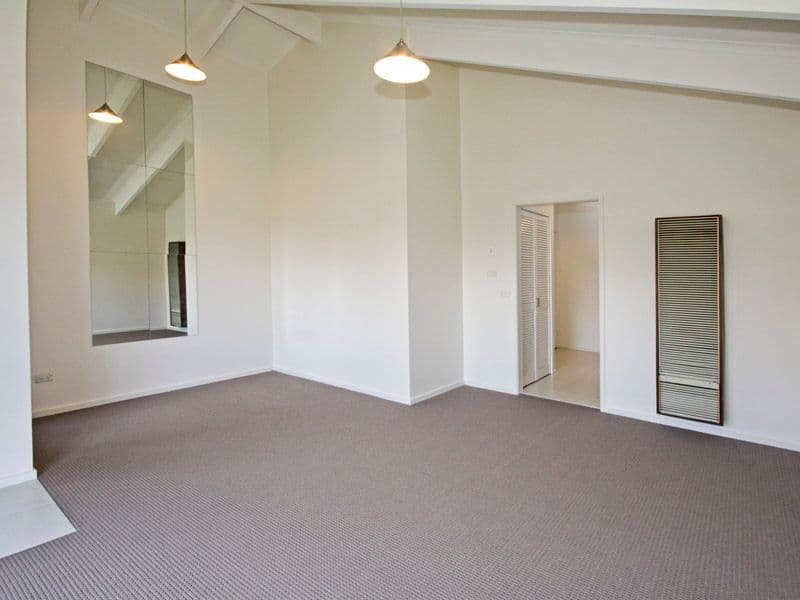 49 Oberon Drive, BELMONT VIC 3216, Belmont - Thumbnail 2