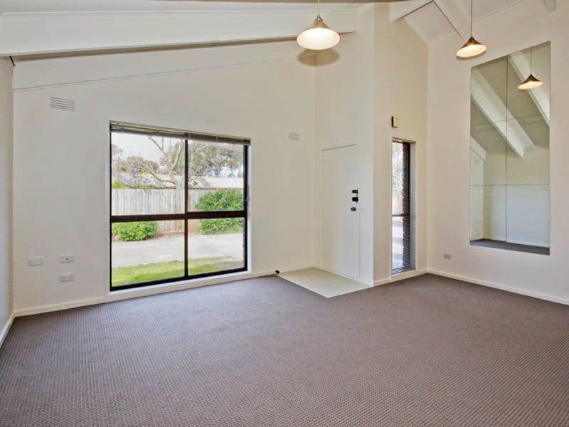 49 Oberon Drive, BELMONT VIC 3216, Belmont - Thumbnail 3