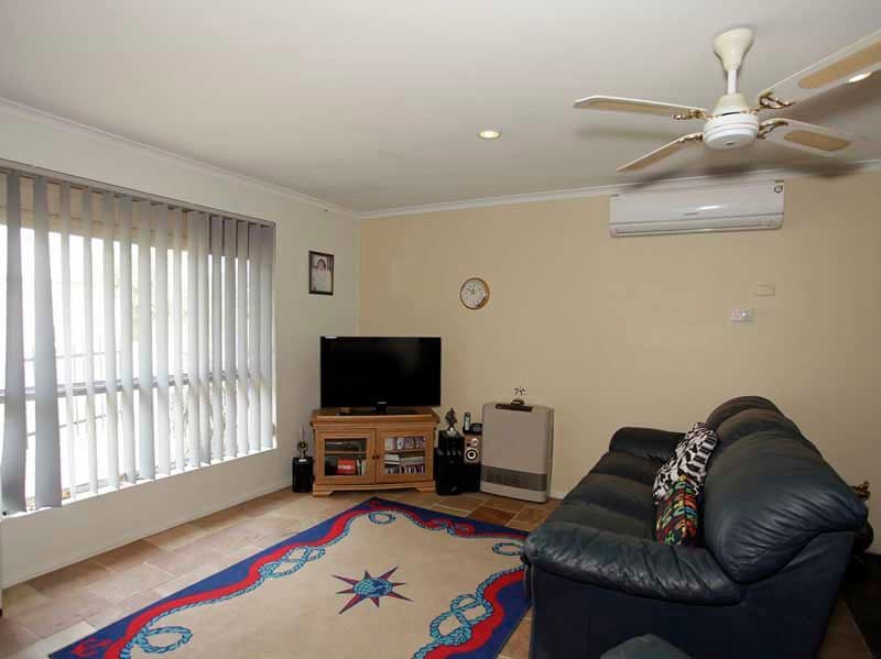 52 Mikaella Way, Logan Reserve, QLD, 4133, Logan Reserve - Thumbnail 3