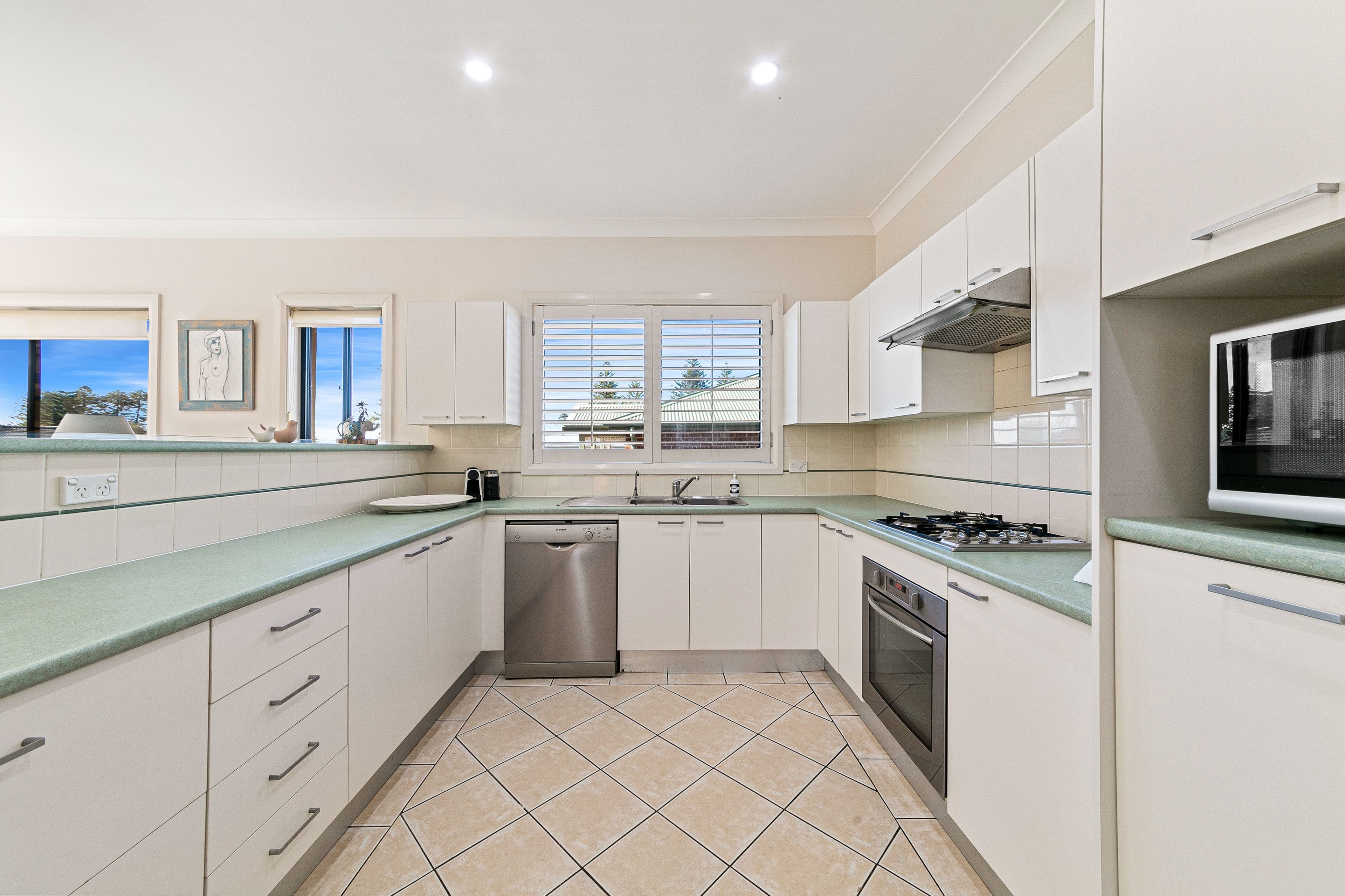 138-140 Stella Street, Toowoon Bay NSW 2261, Toowoon Bay - Thumbnail 2