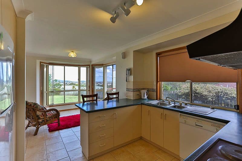 42 Barlow Street, WILSONTON QLD 4350, Wilsonton - Thumbnail 5