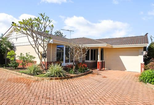 32 Towncentre Drive, Thornlie, Thornlie - Image 1