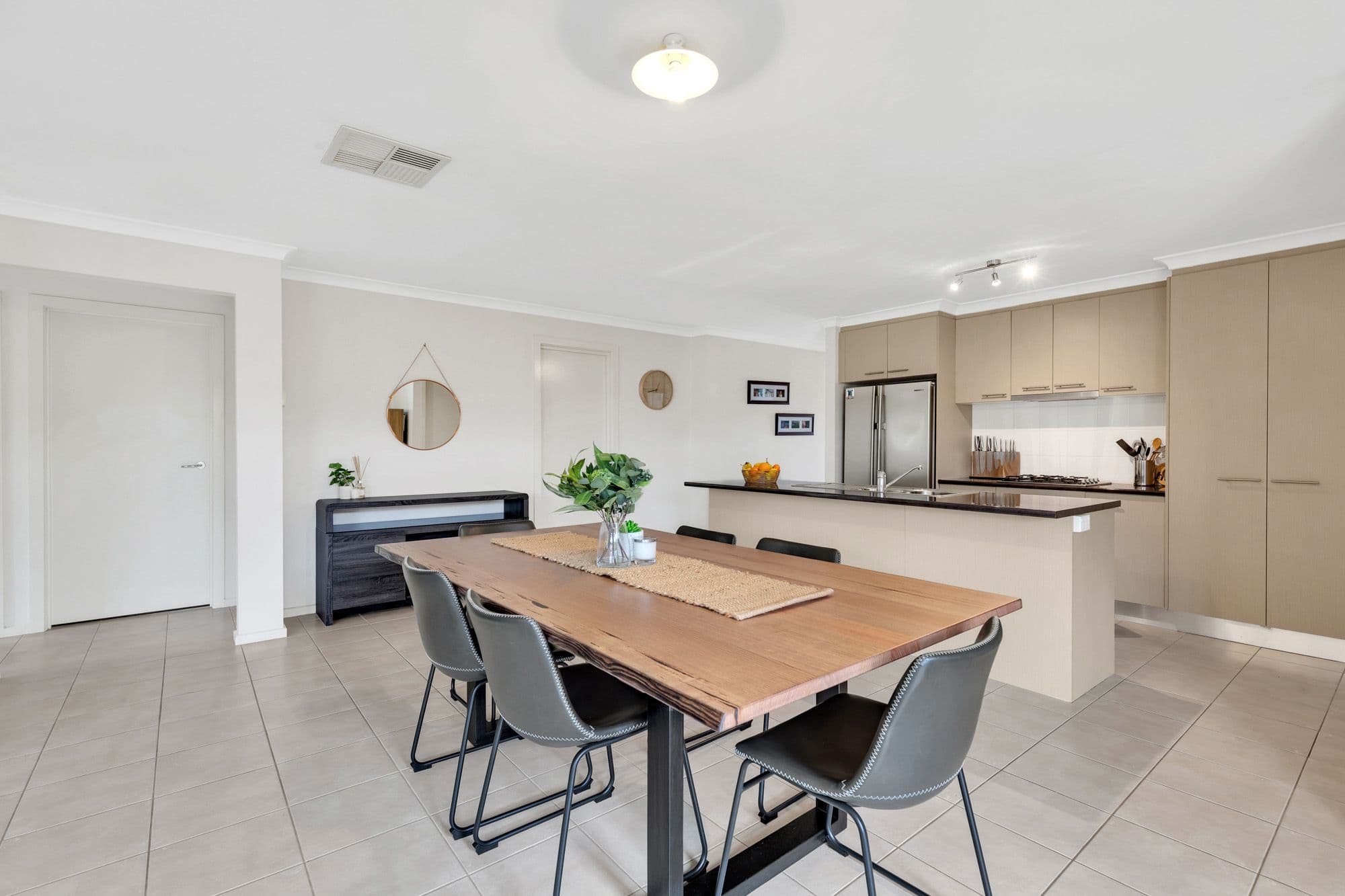 164 Riversdale Drive, Tarneit VIC 3029, Tarneit - Thumbnail 8