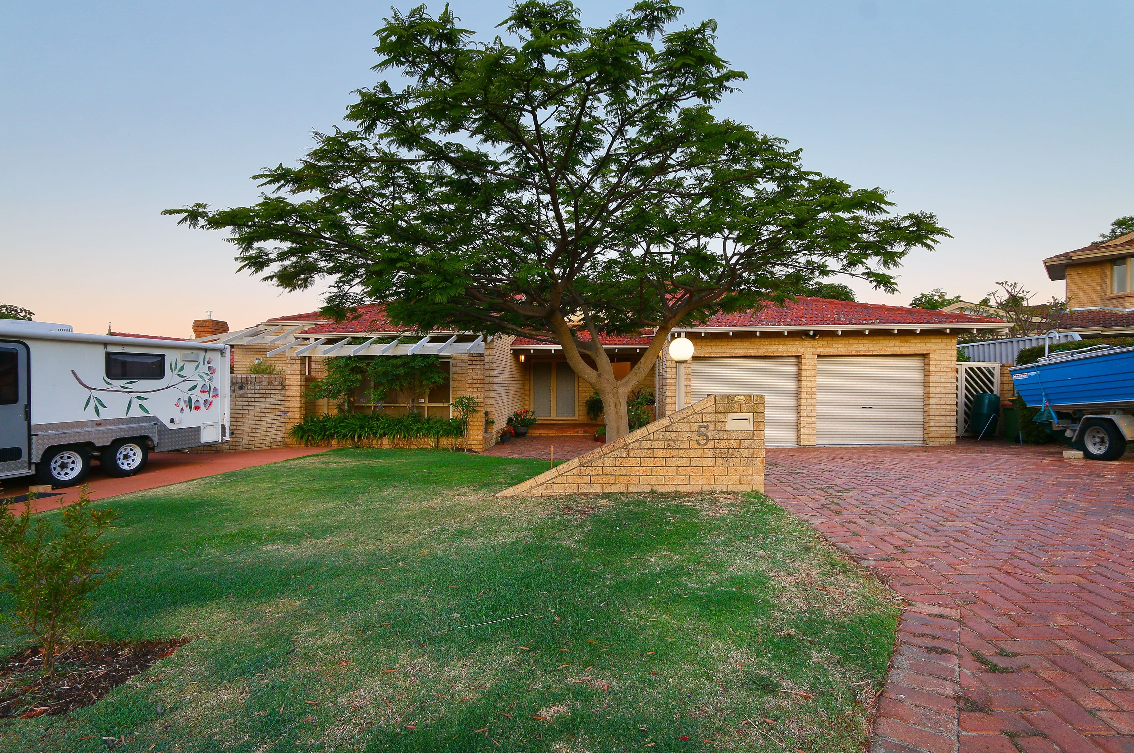 5 Nicol Close, Kardinya WA 6163, Kardinya - Image 1