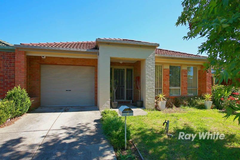 7 Oak Post Place, CRANBOURNE EAST VIC 3977, Cranbourne East - Image 1