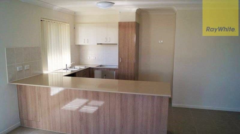 22 Finley Street, Gleneagle QLD 4285, Gleneagle - Thumbnail 3