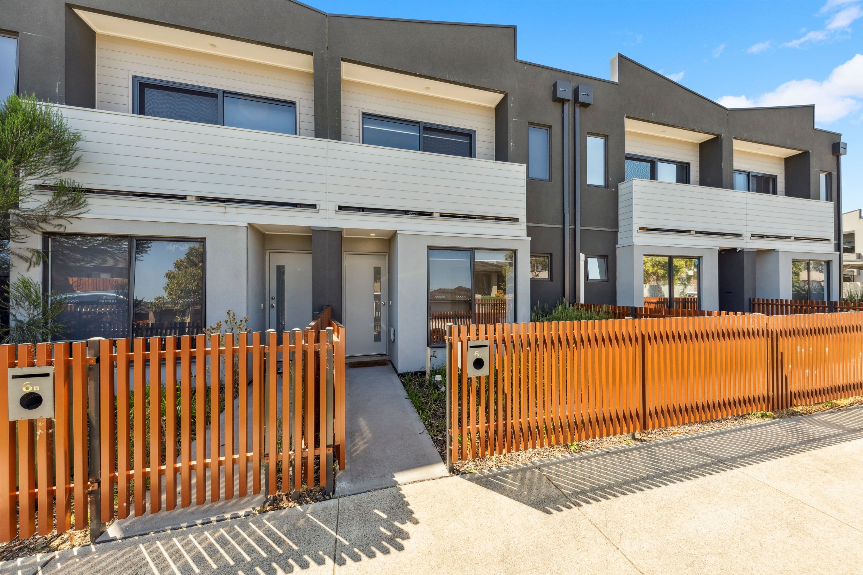 6A Tremont Street, Pakenham VIC 3810, Pakenham - Thumbnail 2
