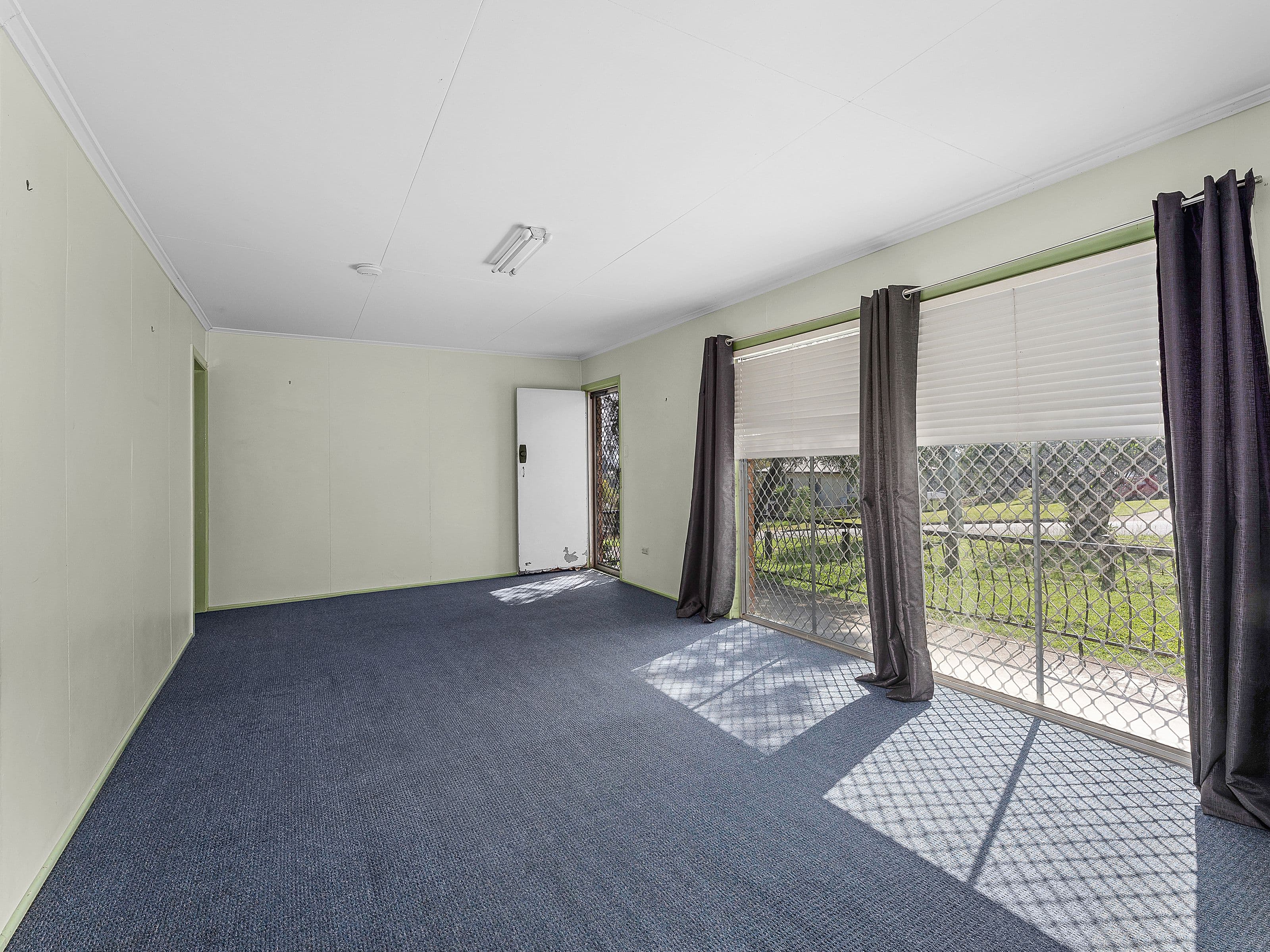 27 Harold Street, Bundamba QLD 4304, Bundamba - Thumbnail 2