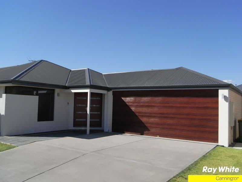 20 Trafalgar Place, QUEENS PARK WA 6107, Queens Park - Image 1