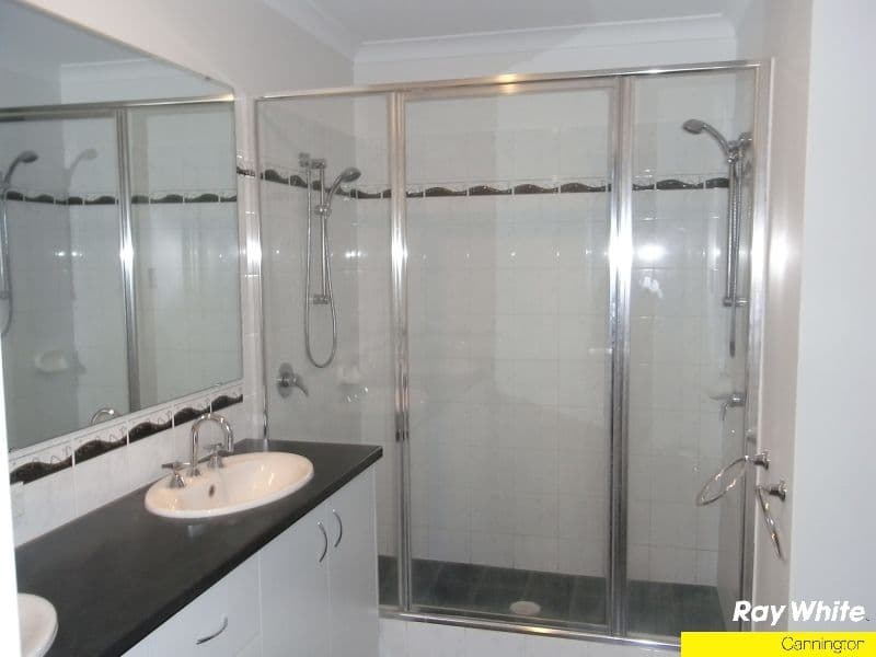 20 Trafalgar Place, QUEENS PARK WA 6107, Queens Park - Thumbnail 2