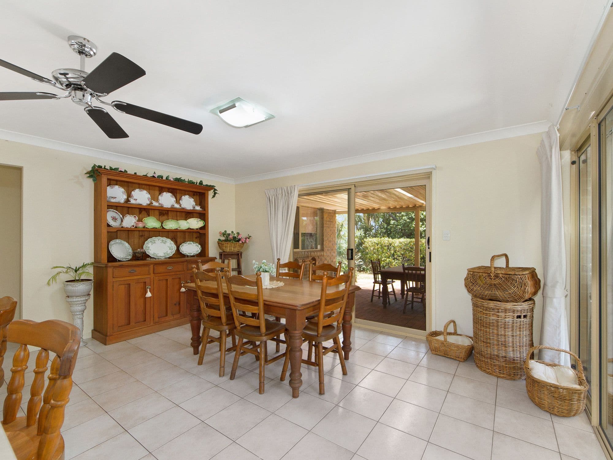 19 Adaminaby Drive, Helensvale QLD 4212, Helensvale - Thumbnail 7