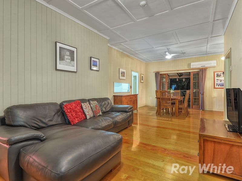 48 Bayview Terrace, WAVELL HEIGHTS QLD 4012, Wavell Heights - Thumbnail 2