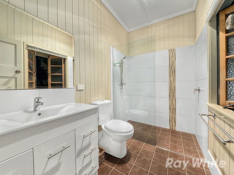 48 Bayview Terrace, WAVELL HEIGHTS QLD 4012, Wavell Heights - Thumbnail 7