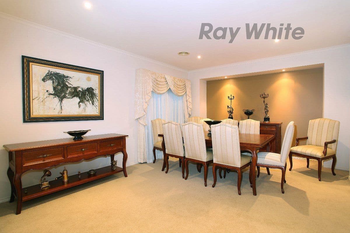 4 Dunfermline Way, Point Cook VIC 3030, Point Cook - Thumbnail 6