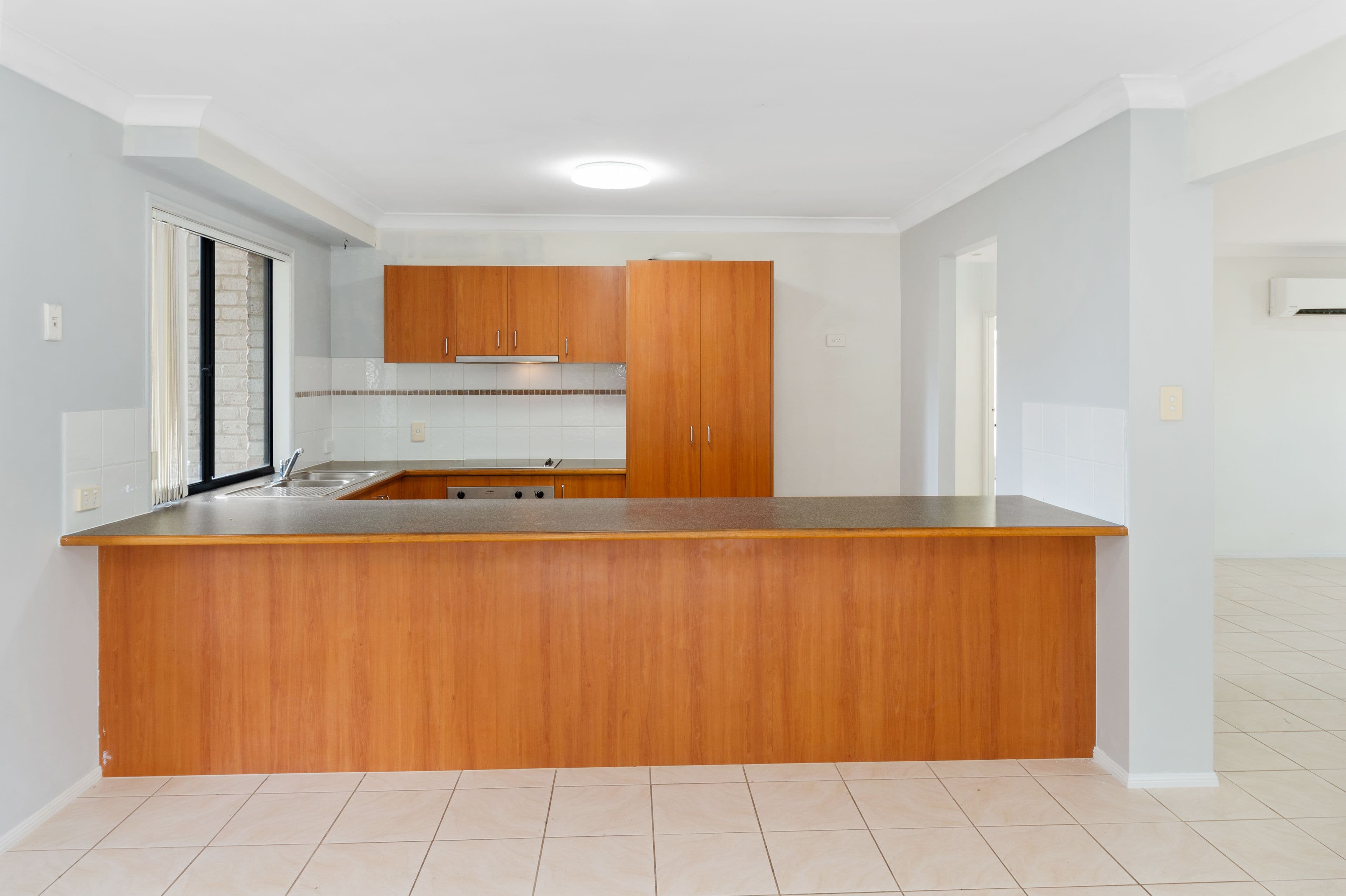 41 Penrhyn Street, Pacific Pines QLD 4211, Pacific Pines - Thumbnail 4