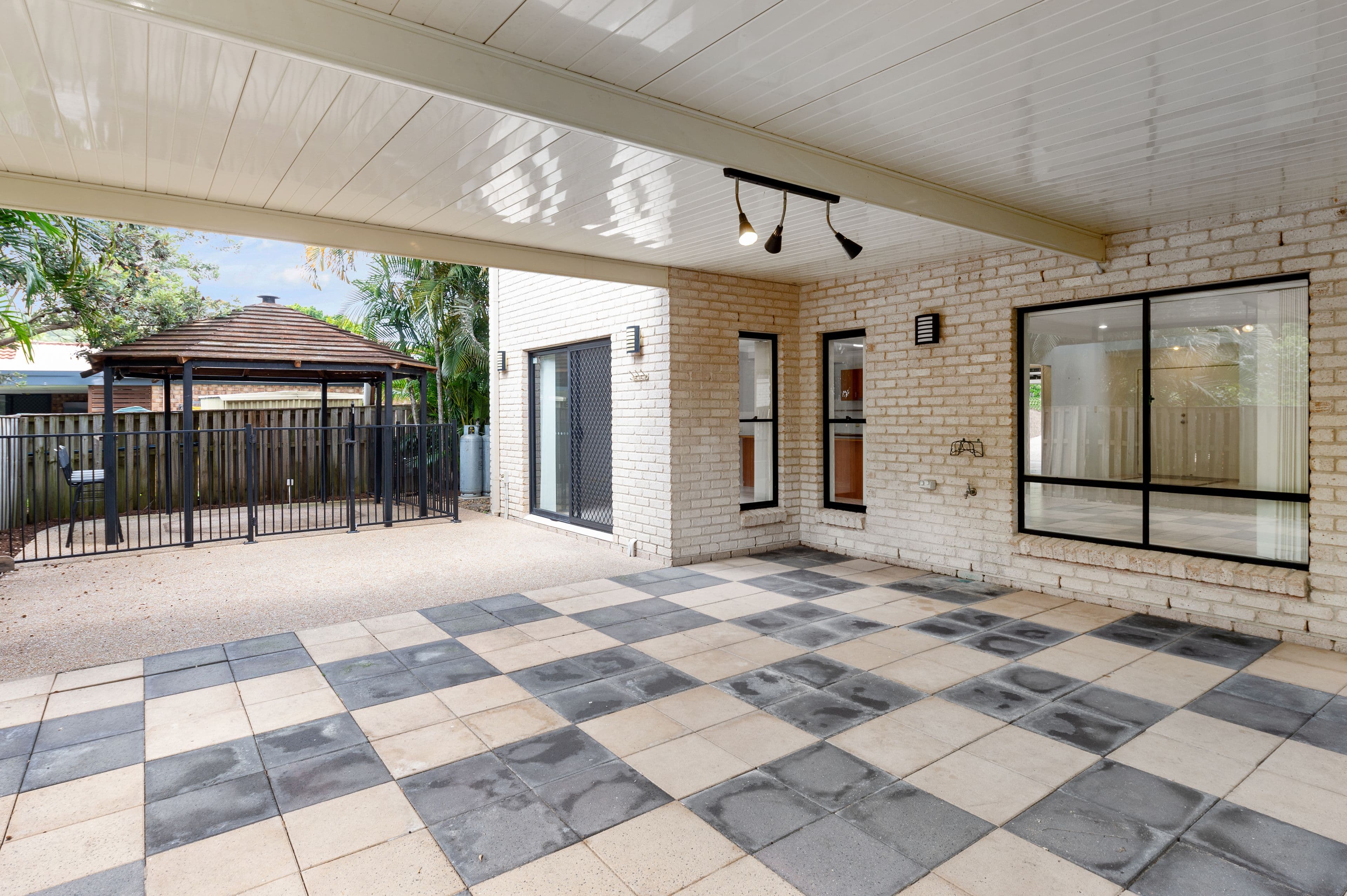 41 Penrhyn Street, Pacific Pines QLD 4211, Pacific Pines - Thumbnail 5