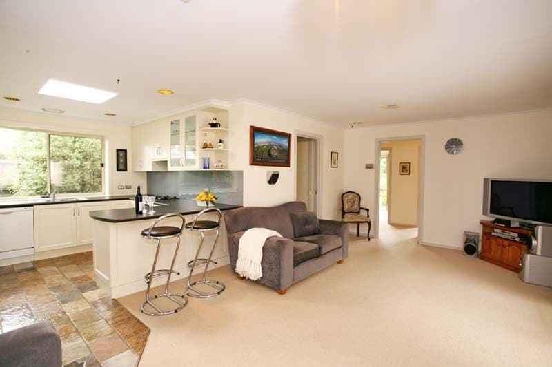 20  Lindau Drive, VERMONT SOUTH VIC 3133, Vermont South - Thumbnail 6