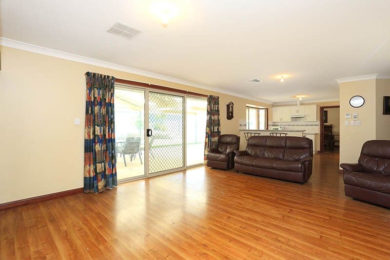 11 Sarah Candace Court, Munno Para West SA 5115, Munno Para West - Thumbnail 4