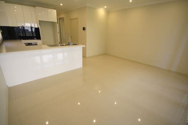 69 Oxford Road, Ingleburn - Thumbnail 3
