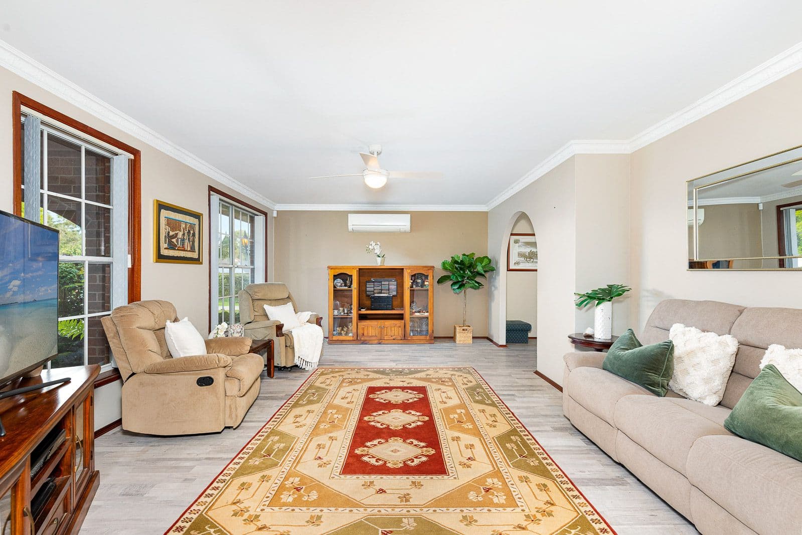 8 Hawke Place, Kings Langley NSW 2147, Kings Langley - Thumbnail 3