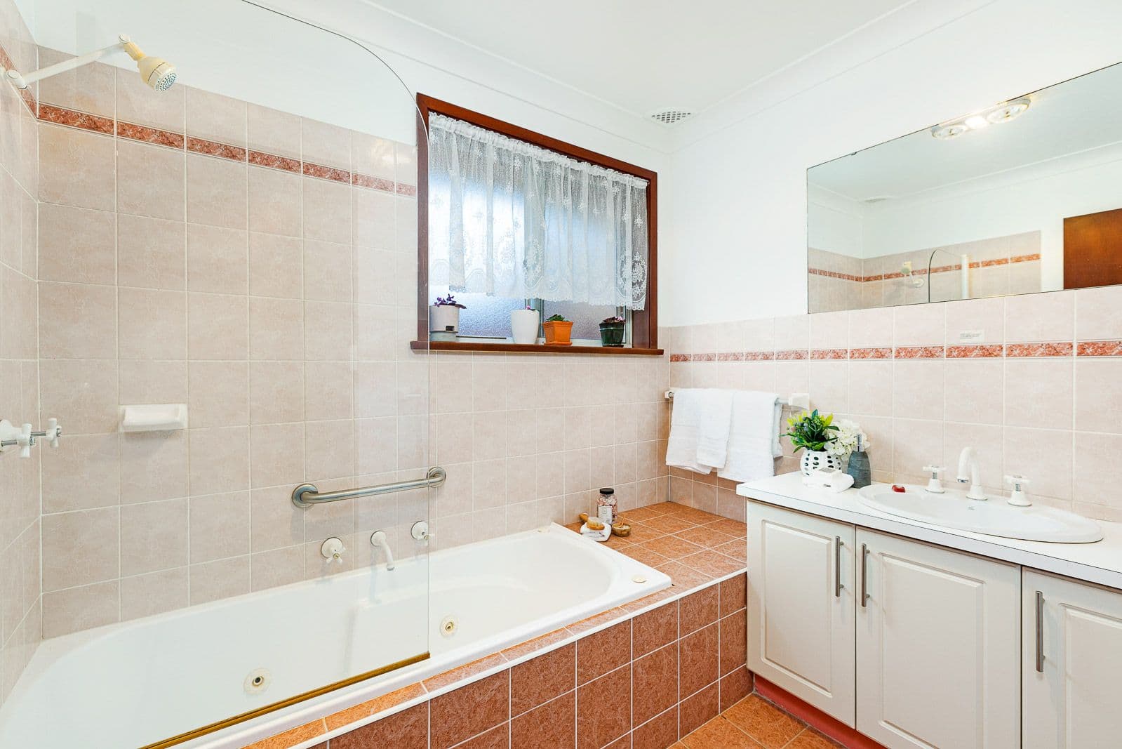 8 Hawke Place, Kings Langley NSW 2147, Kings Langley - Thumbnail 4