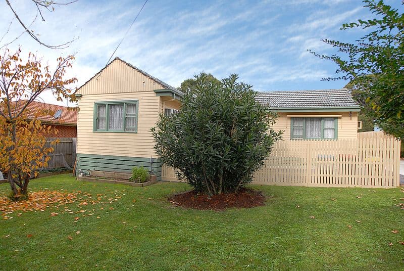 6 Neilson Street, BAYSWATER VIC 3153, Bayswater - Image 1
