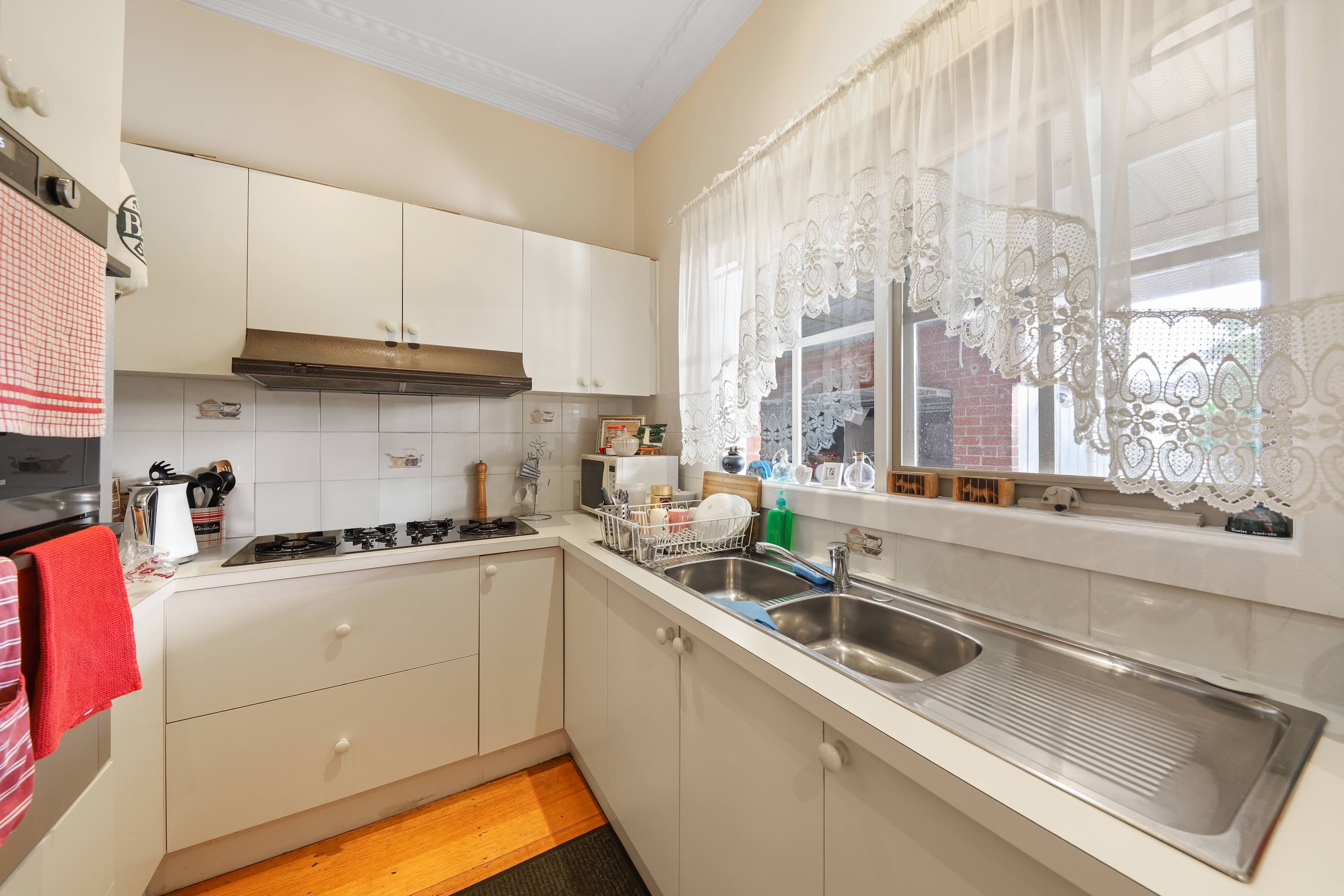 9 Loreen Street, Oakleigh South VIC 3167, Oakleigh South - Thumbnail 5