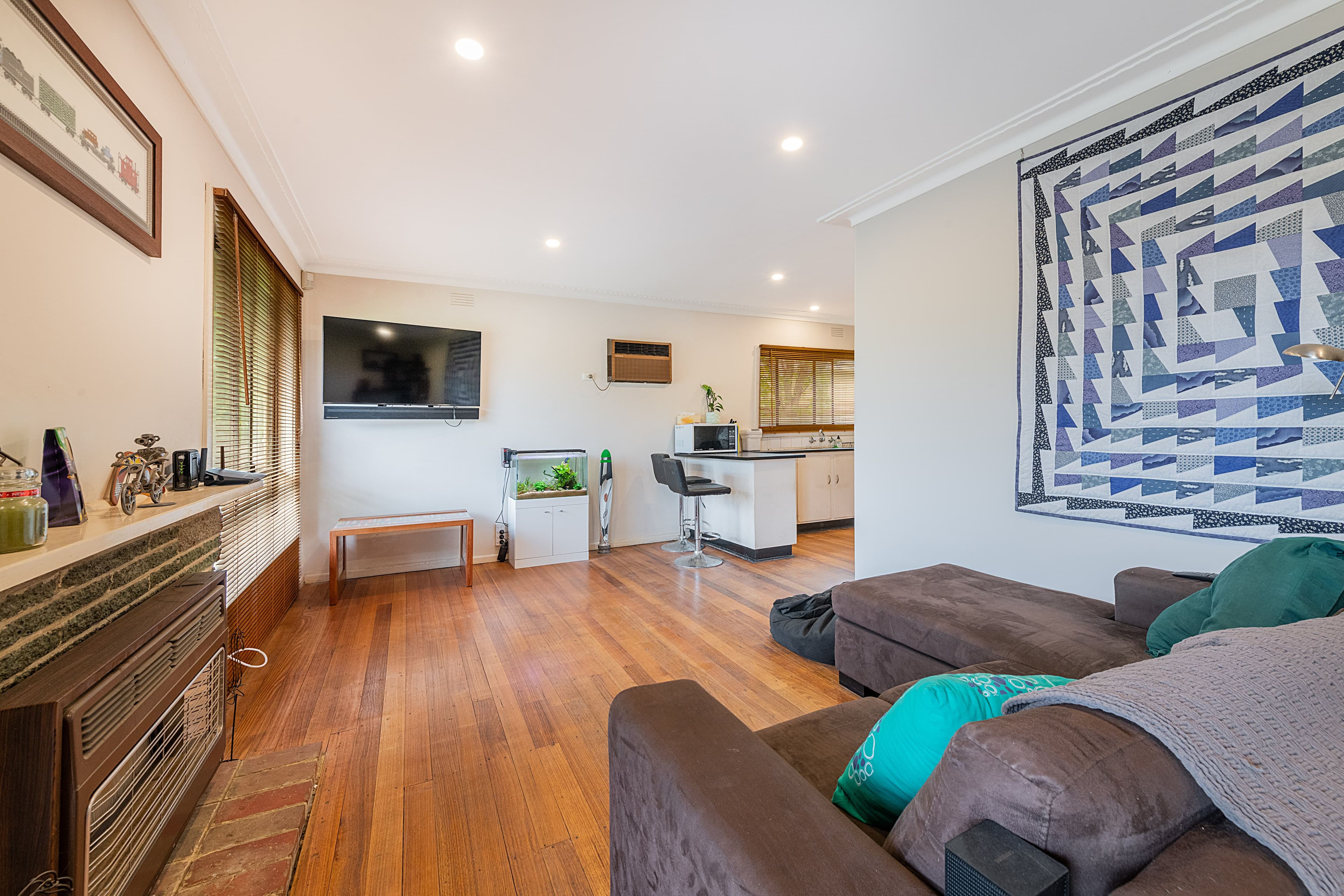 46 Elton Road, Ferntree Gully VIC 3156, Ferntree Gully - Thumbnail 2